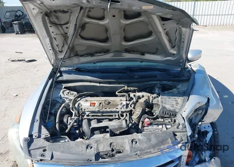 2011 Honda Accord 2.4 Lx-P из США, поврежденный, VIN 1HGCP2F47BA155870